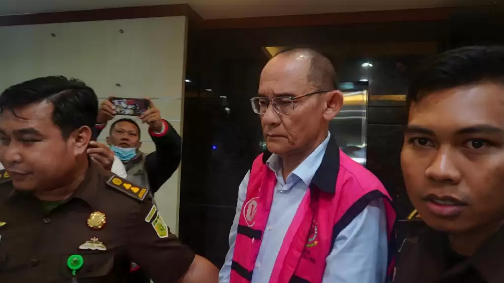 Masuk Sebagai Saksi, Keluar Jadi Tersangka Korupsi3