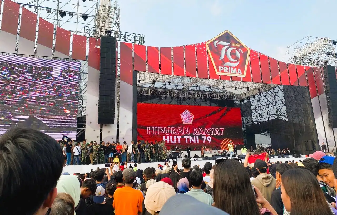 hut-tni-ke-79-berlangsung-meriah-di-kawasan-silang-monas