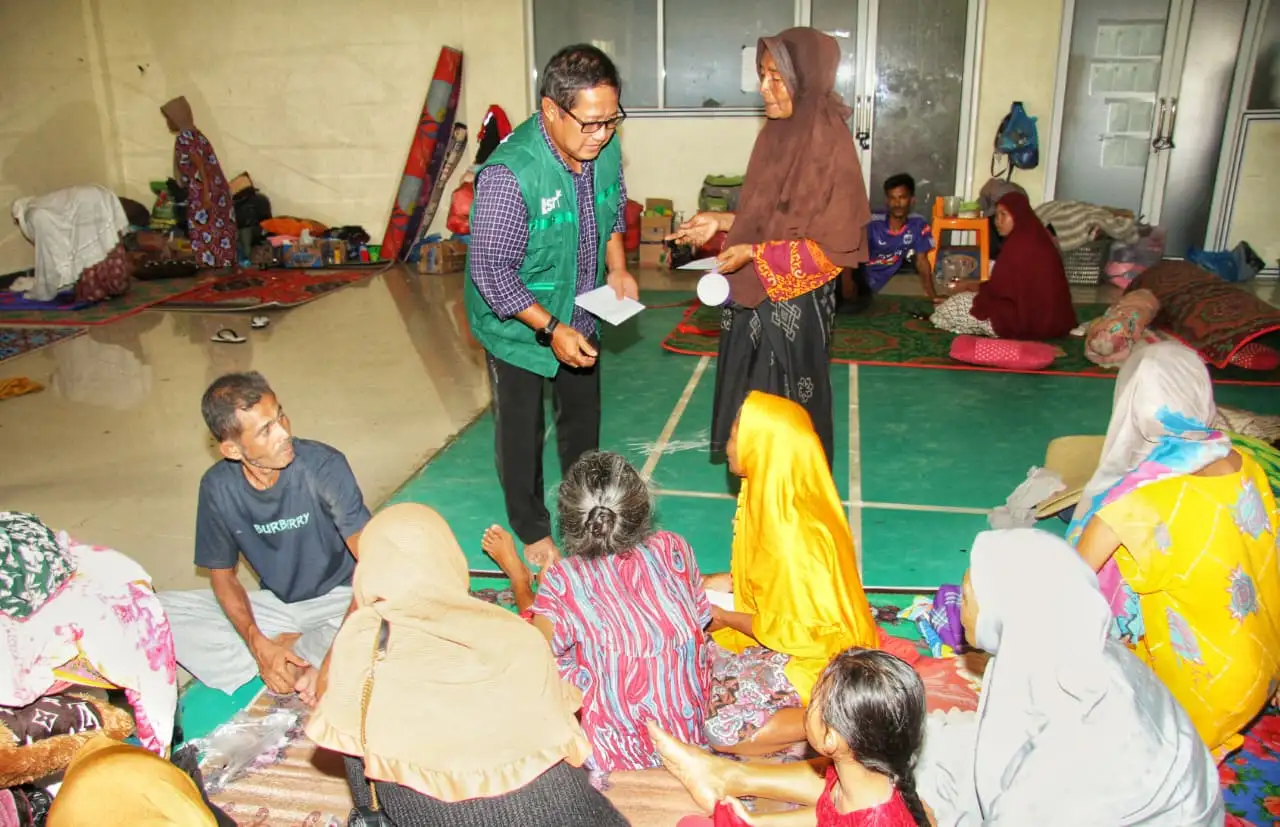 Direksi BTN dan BSN Menyapa Langsung Korban Terdampak Banjir di Aceh5