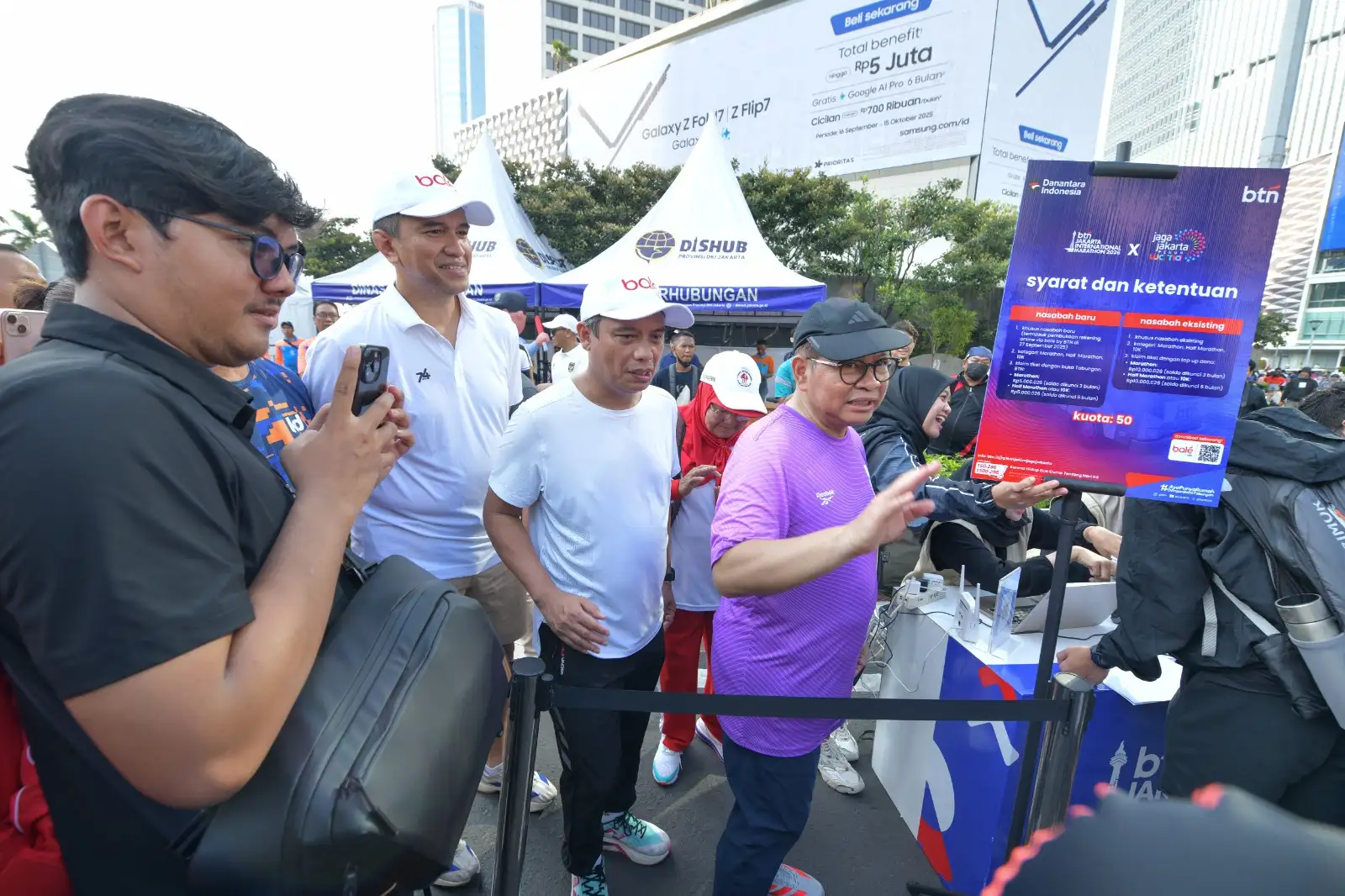 Gubernur DKI Jakarta Tinjau Booth BTN JAKIM di CFD Jakarta7