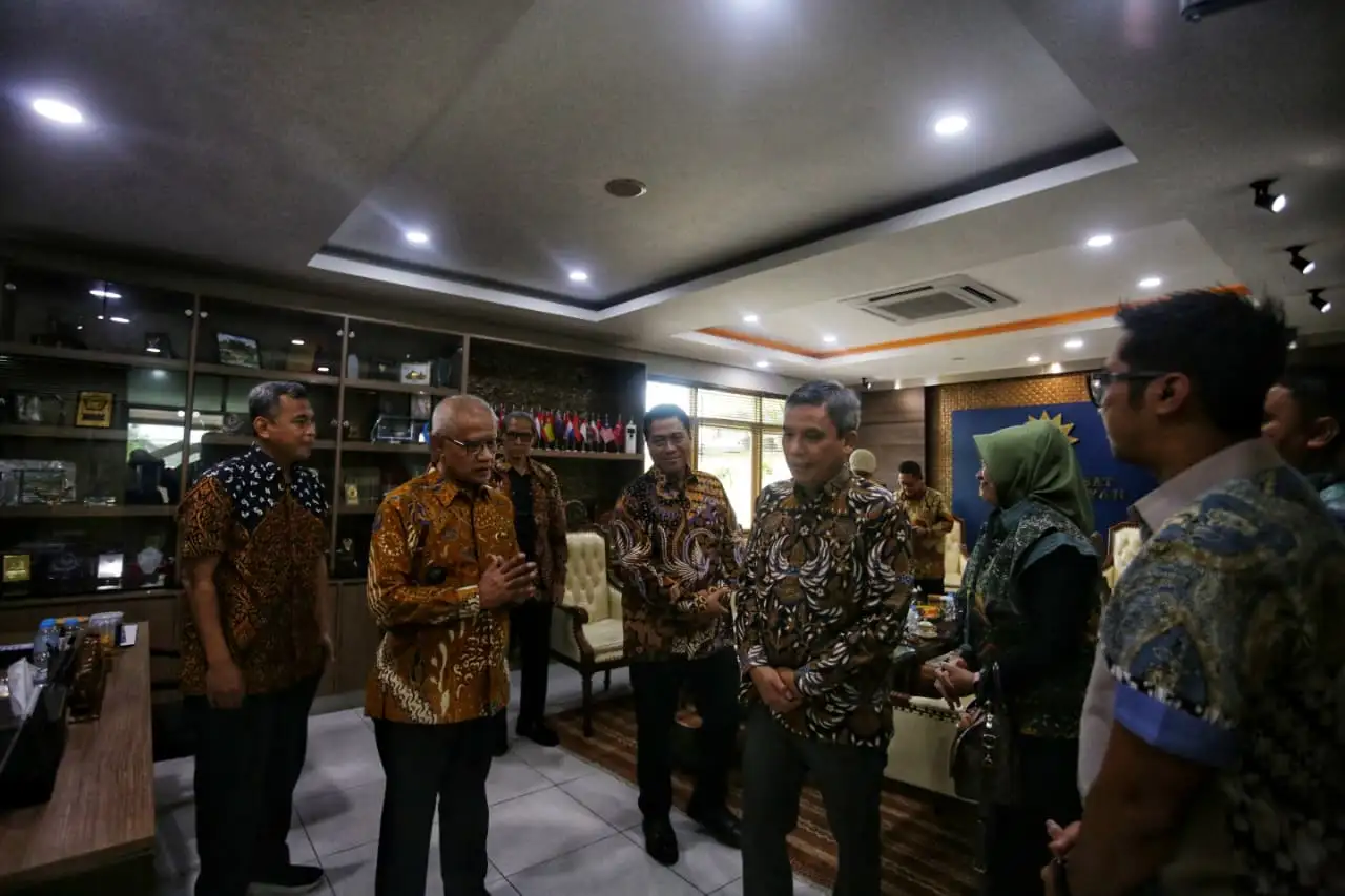 BTN Peduli Bersinergi Bersama Muhammadiyah Salurkan Bantuan untuk Korban Banjir di Sumatera3