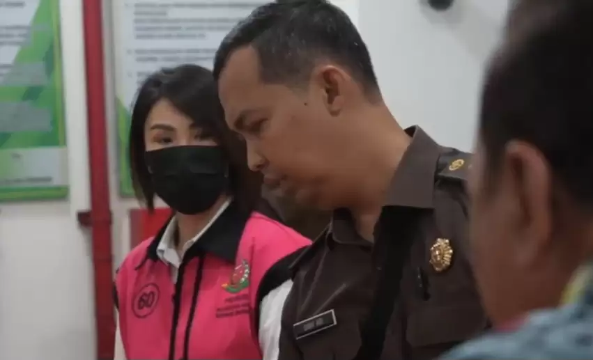 Barbuk Korupsi Timah atas Tersangka Harvey Moeis-Helena Lim8