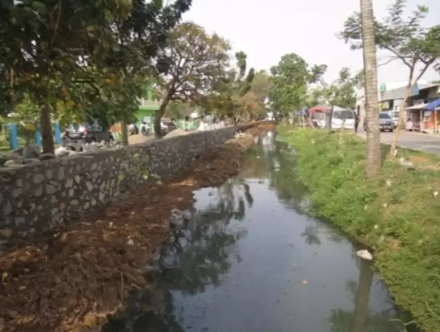 Dinas PUPR Kota Tangerang Antisipasi Banjir3