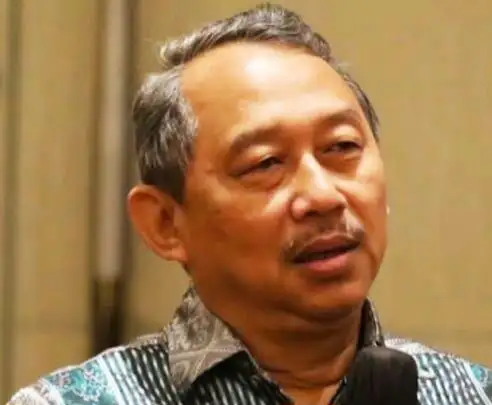 Djoko Setijowarno - Akademisi Prodi Teknik Sipil Unika Soegijapranata dan Wakil Ketua Pemberdayaan dan Pengembangan Wilayah Masyarakat Transportasi Indonesia (MTI) Pusat