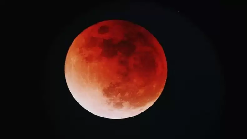 Ilustrasi - Gerhana Bulan Penumbra (Foto: Istimewa)