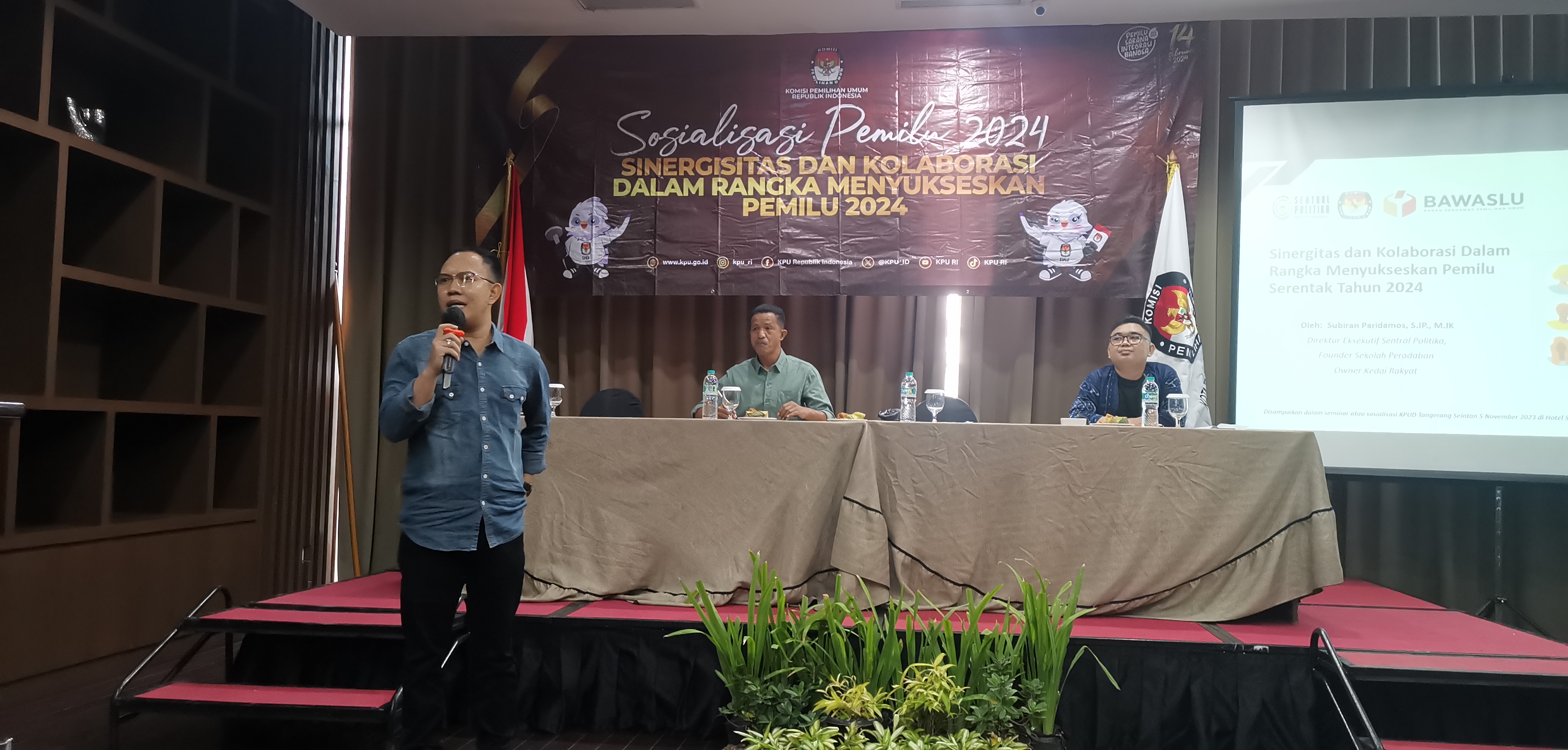 Direktur Sentral Politika, Subiran Paridamos (Foto: Dhanis/MI)