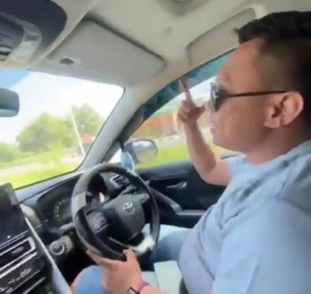 Rekaman video viral anggota DPRD Gorontalo dari Fraksi PDI Perjuangan, Wahyudin Moridu yang sebut ingin rampok uang negara (Foto: Tangkapan Layar)