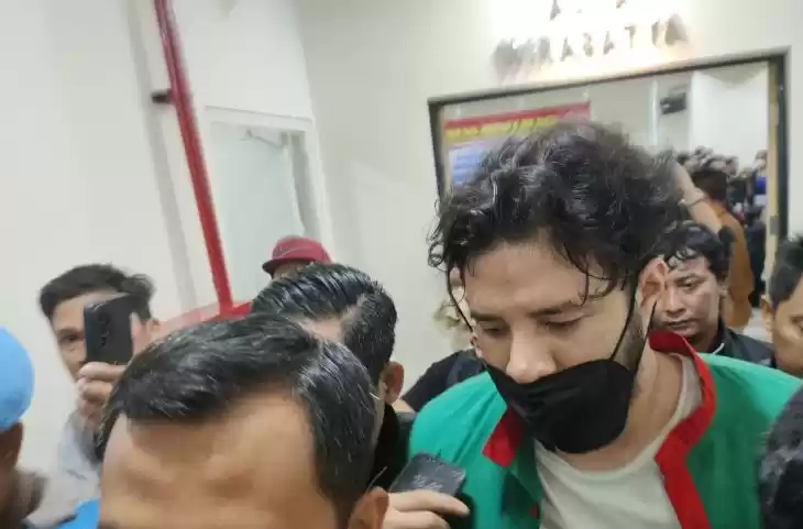 Artis Ammar Zoni yang telah menjadi tersangka kasus penyalahgunaan narkoba. (Foto: Antara)