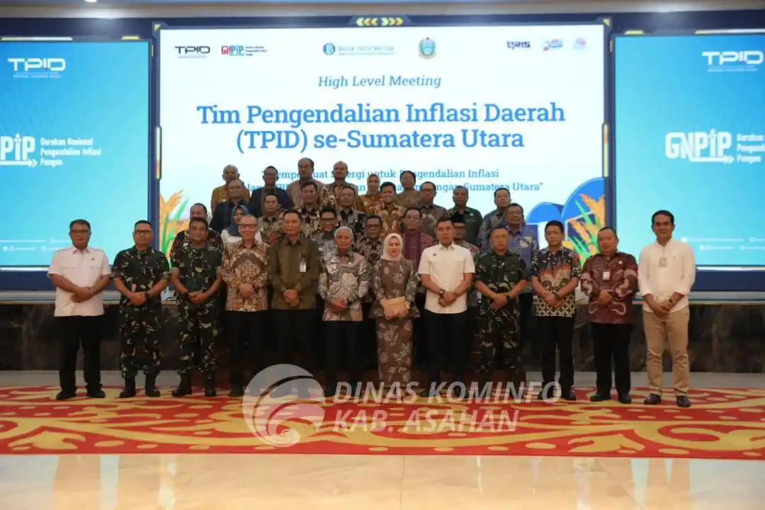 Bupati Asahan, Taufik Zainal Abidin Siregar, mengikuti pelaksanaan Rapat Koordinasi Provinsi (Rakorprov)/High Level Meeting (HLM) dan Capacity Building Tim Pengendali Inflasi Daerah (TPID) se-Provinsi Sumatera Utara Tahun 2025 di Aula Tengku Rizal Nurdin Jl. Sudirman No. 41 Medan, Kamis (14/3/2025)