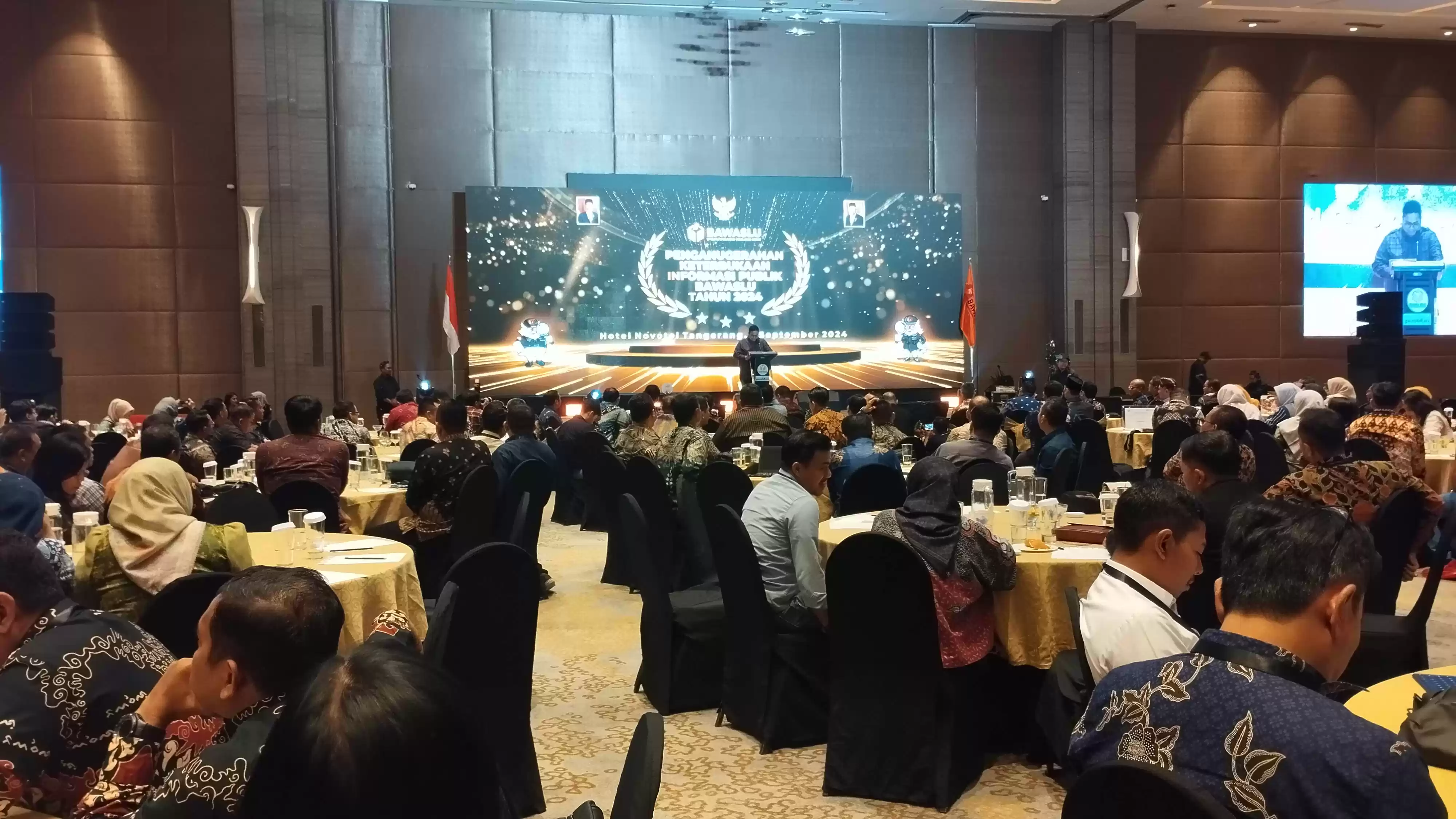 Ketua Bawaslu RI, Rahmat Bagja saat memberikan sambutan dalam kegiatan Rapat Koordinasi Nasional Data Informasi Bawaslu Tahun 2024 (Foto: MI/Dhanis)