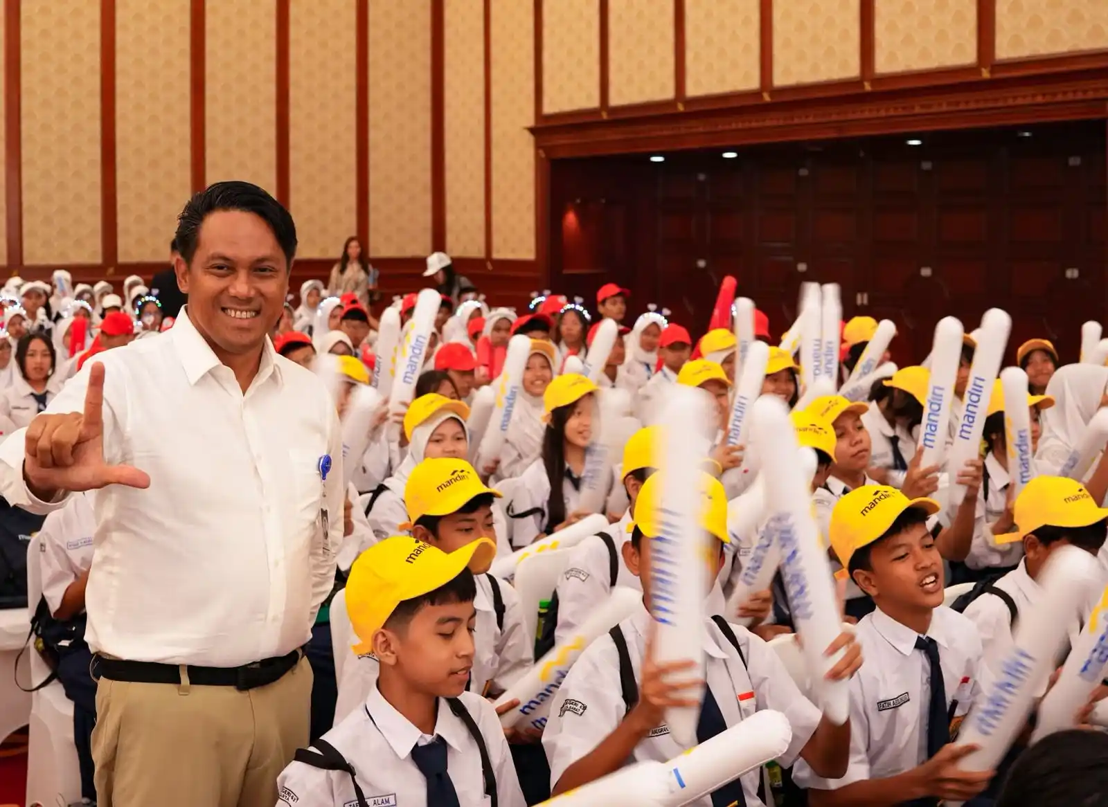 Bank Mandiri Raih 4 Penghargaan OJK [Foto: Doc. Mandiri]