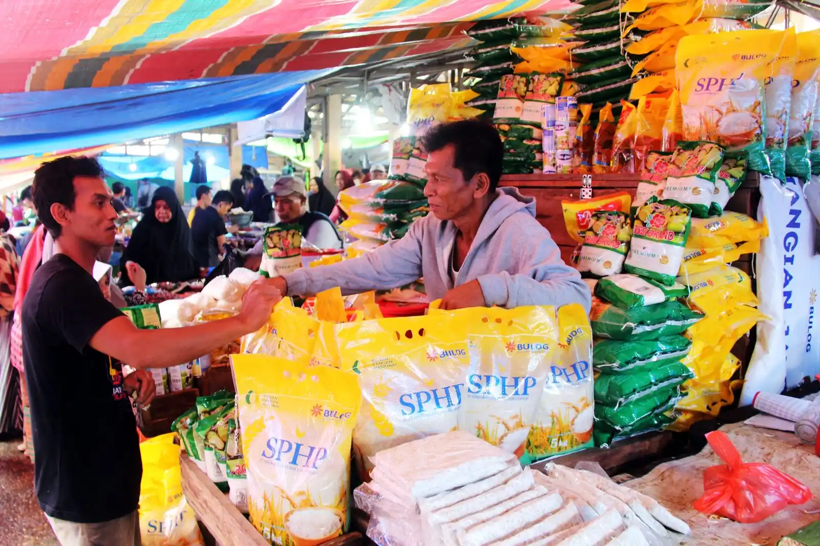Beras Bulog di pasar tradisional (Dok.MI)