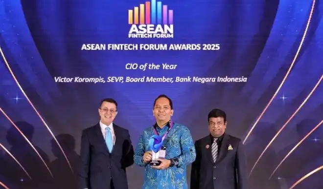 BNI meraih penghargaan CIO of the Year di ASEAN Fintech Awards 2025 (Foto: BNI)