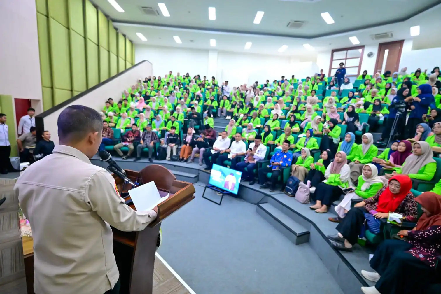 Kepala BNPT, Komjen Pol (purn) Edy Hartono memberikan kuliah umum di hadapan civitas akademika Universitas Islam Negeri (UIN) Walisongo Semarang, Jawa Tengah (23/10).