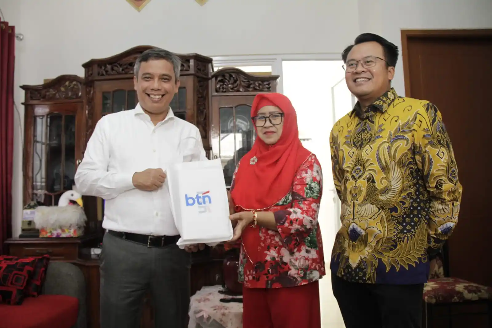 BTN mengadakan kunjungan ke perumahan di Kabupaten Tangerang, Banten (Foto: Dok BTN)