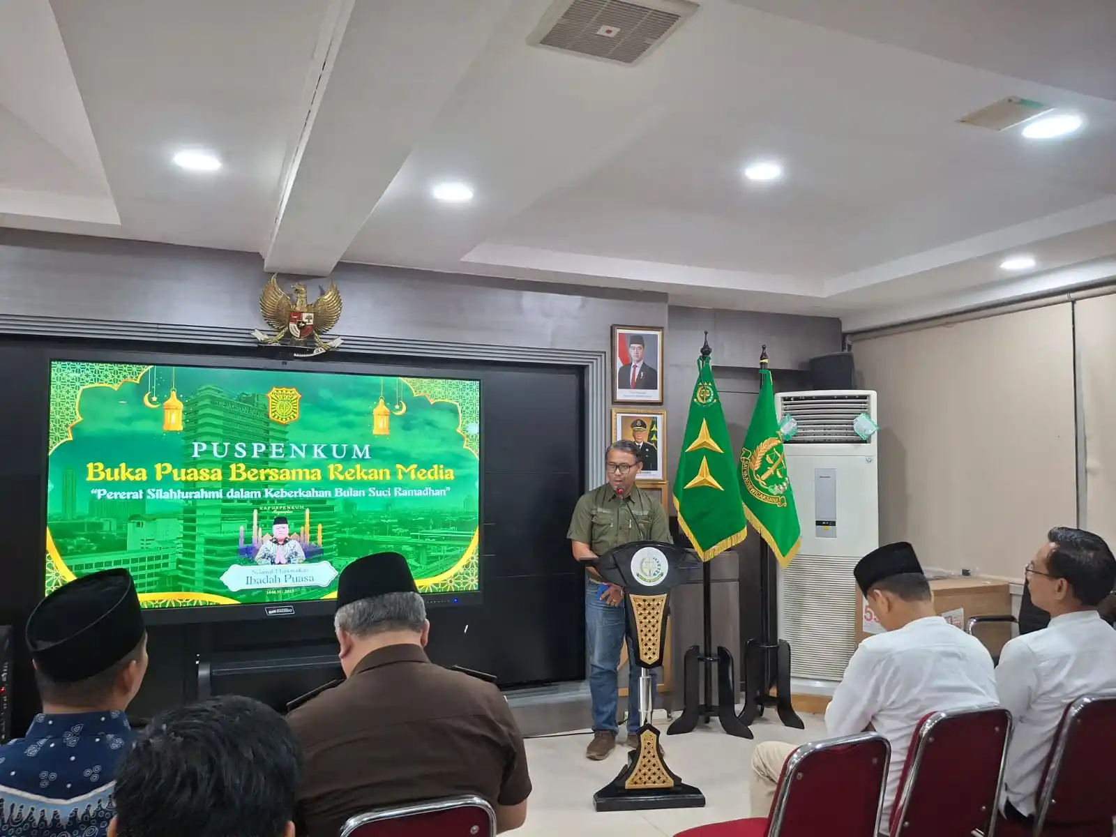 Bukber Kejagung dengan Awak Media (Foto: Repro)