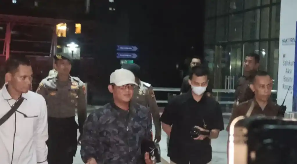 Bupati Lampung Tengah, Ardito Wijaya tiba di Gedung Merah Putih KPK (Foto: Dok/MI/Alb)