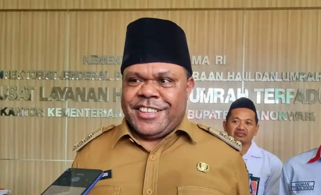 Bupati Manokwari, Papua Barat Hermus Indou (Foto: Dok MI/Antara)
