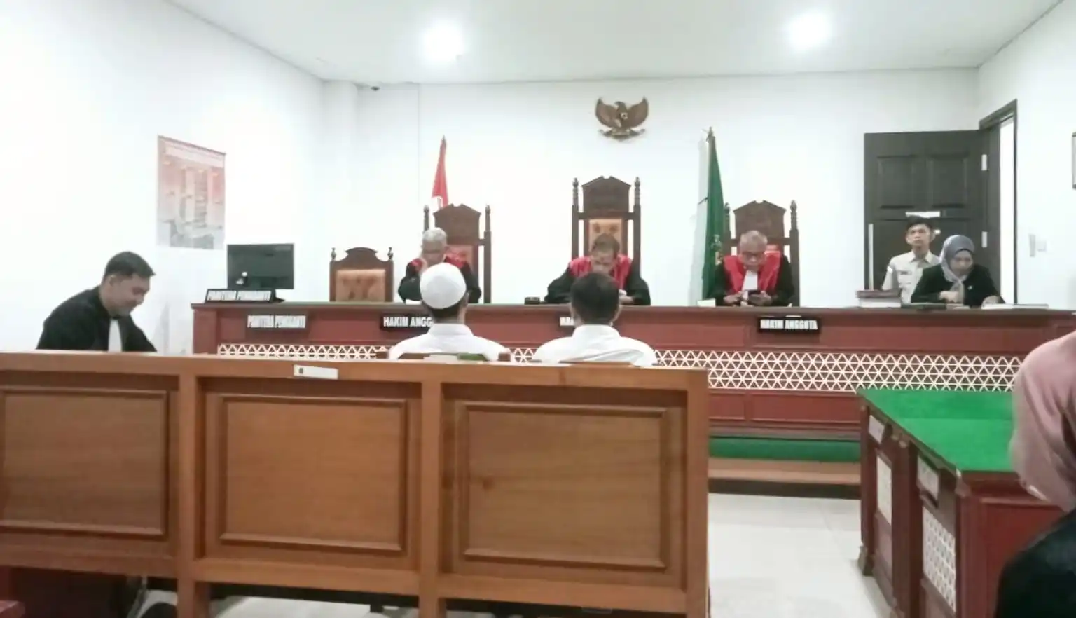 Detik-Detik Ketua Majelis Hakim Membacakan Putusan/Vonis (Foto/MA)