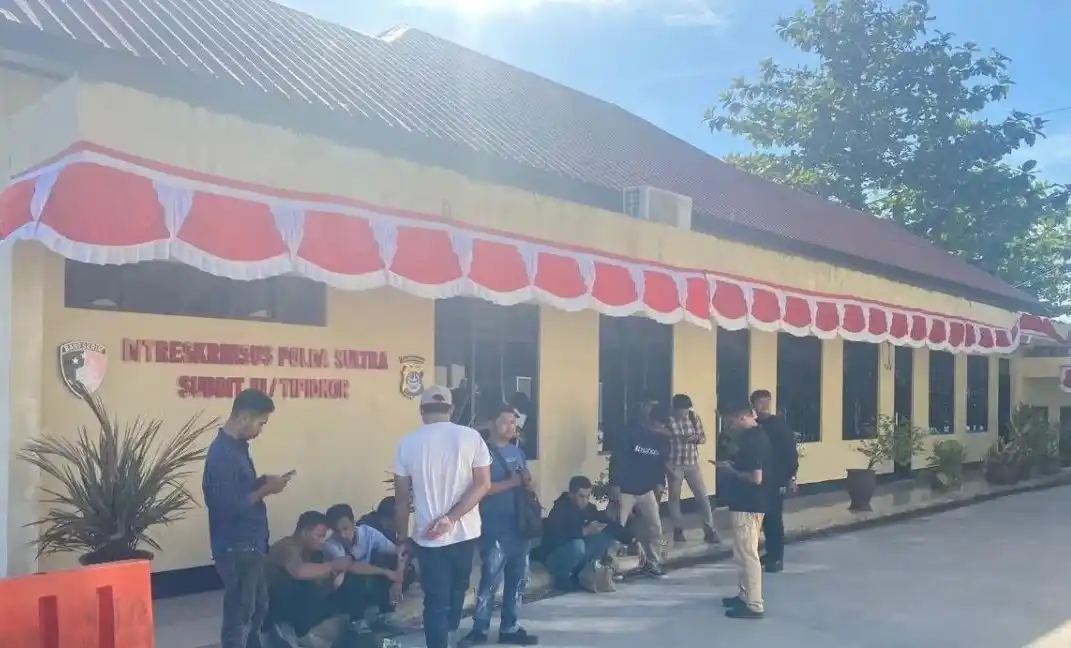 Ruangan Kasubdit Tipikor Dit Reskrimsus Polda Sultra yang menjadi tempat pemeriksaan terduga korupsi yang terjaring OTT di Sulawesi Tenggara (7/8/2025)