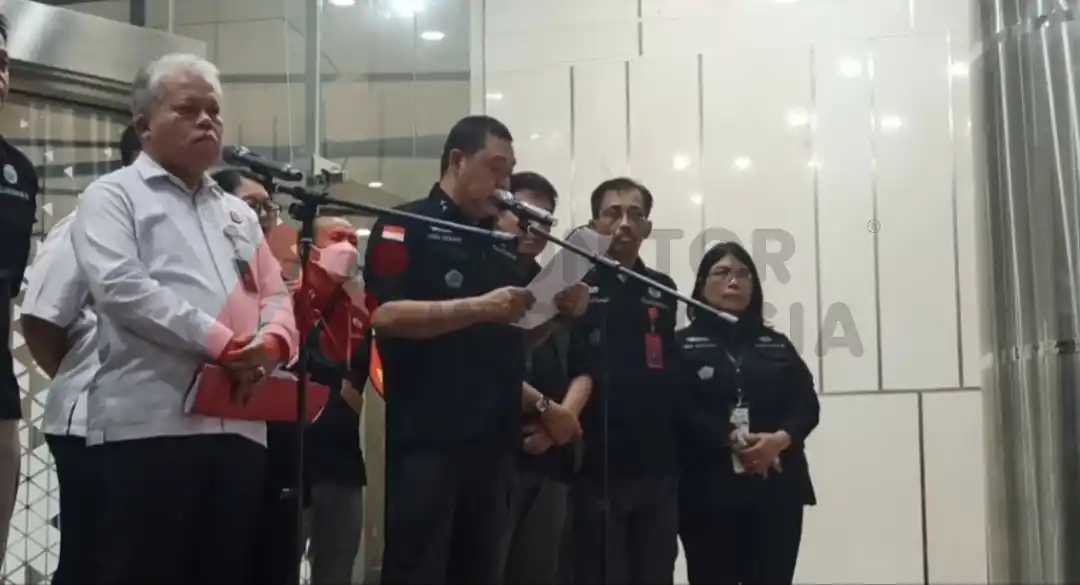 Dirdik Jampidsus Kejagung, Abdul Qohar saat memberikan keterangan pers (Foto: Dok MI/Albani Wijaya)