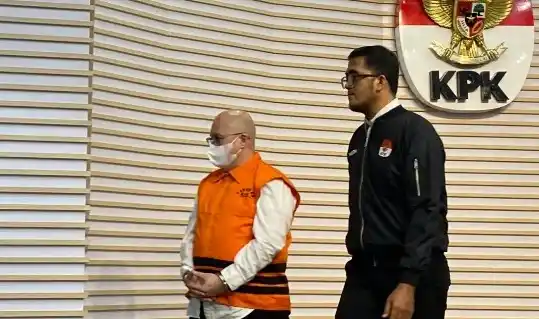 Direktur Utama nonaktif PT Taspen (persero) Antonius N. S. Kosasih Ditahan KPK Terkait Kasus Korupsi (Foto: Repro)