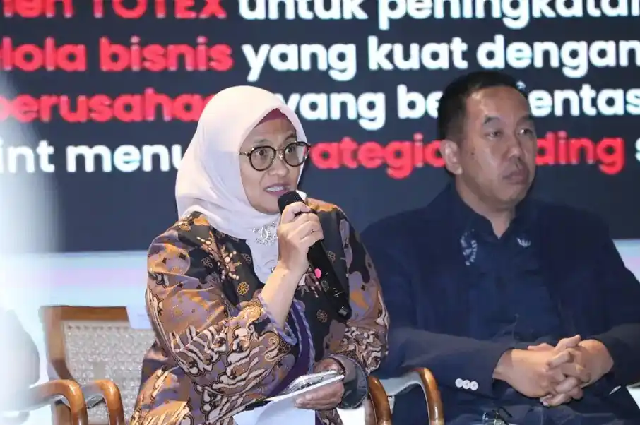 Direktur Utama (Dirut) PT Telkom Indonesia, Dian Siswarini beserta jajaran direksi Telkom pada acara Executive Media Gathering, di Jakarta, pada Selasa (17/6/2025) (Foto: Dok MI/Telkom)