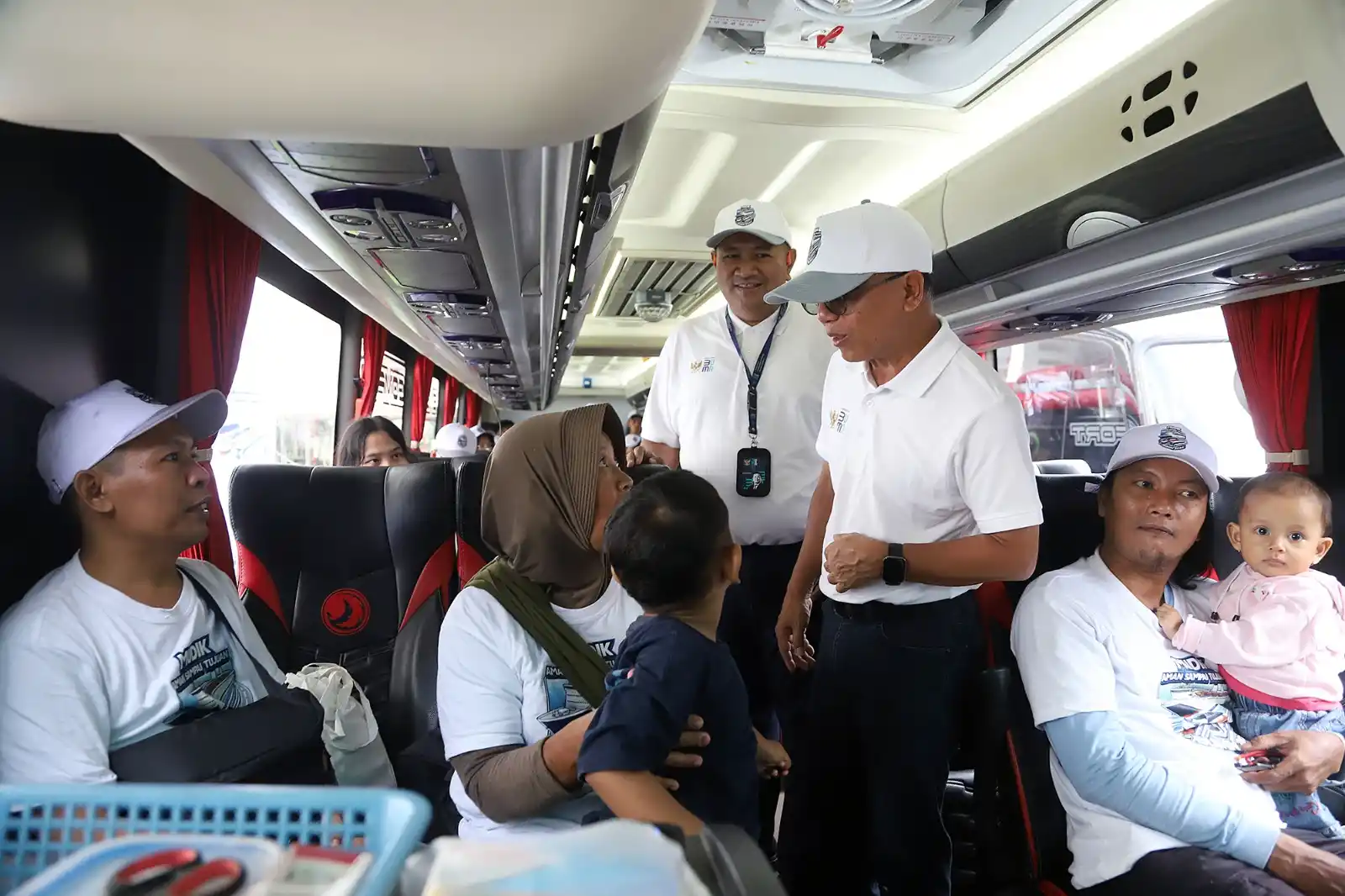 Indonesia Financial Group (IFG) mendukung keamanan dan kelancaran Program Mudik Bersama BUMN 2025 dengan memberikan layanan dan produk perlindungan asuransi kepada 23.093 pemudik dari berbagai risiko selama perjalanan mudik.