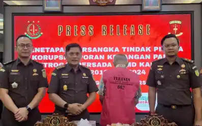 Kejaksaan Negeri Kabupaten Karawang, Jawa Barat, menetapkan mantan Direktur Utama Badan Usaha Milik Daerah (BUMD) PD Petrogas Persada Karawang, Giovanni Bintang Raharjo (GBR) sebagai tersangka kasus dugaan penyimpangan laporan keuangan perusahaan periode 2019-2024. [Foto: Ist]