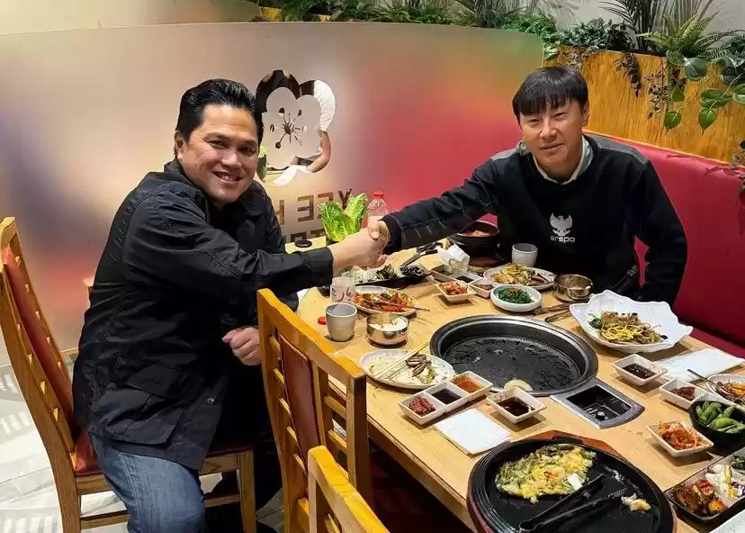 Ketua Umum PSSI Erick Thohir dan Shin Tae Yong [Foto: Instagram]