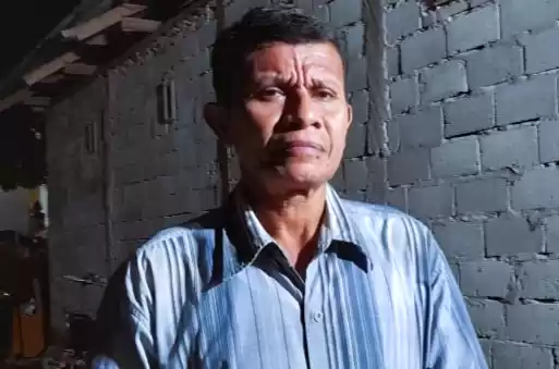 Ihwan Husain, salah satu keluarga korban longsor tambang di Suwawa Timur. (Foto: Antara)