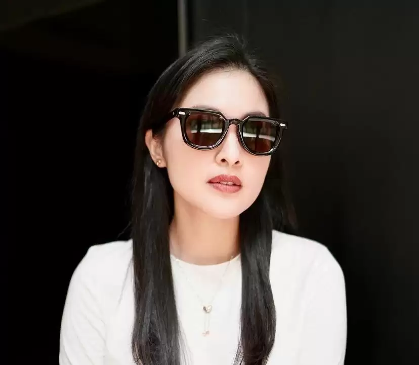 Artis canti sandra Dewi istri dari Harvey Moeis di laporkan ke kejagung terkait kasus korupsi timah. (Foto: IG Sandradewi88)