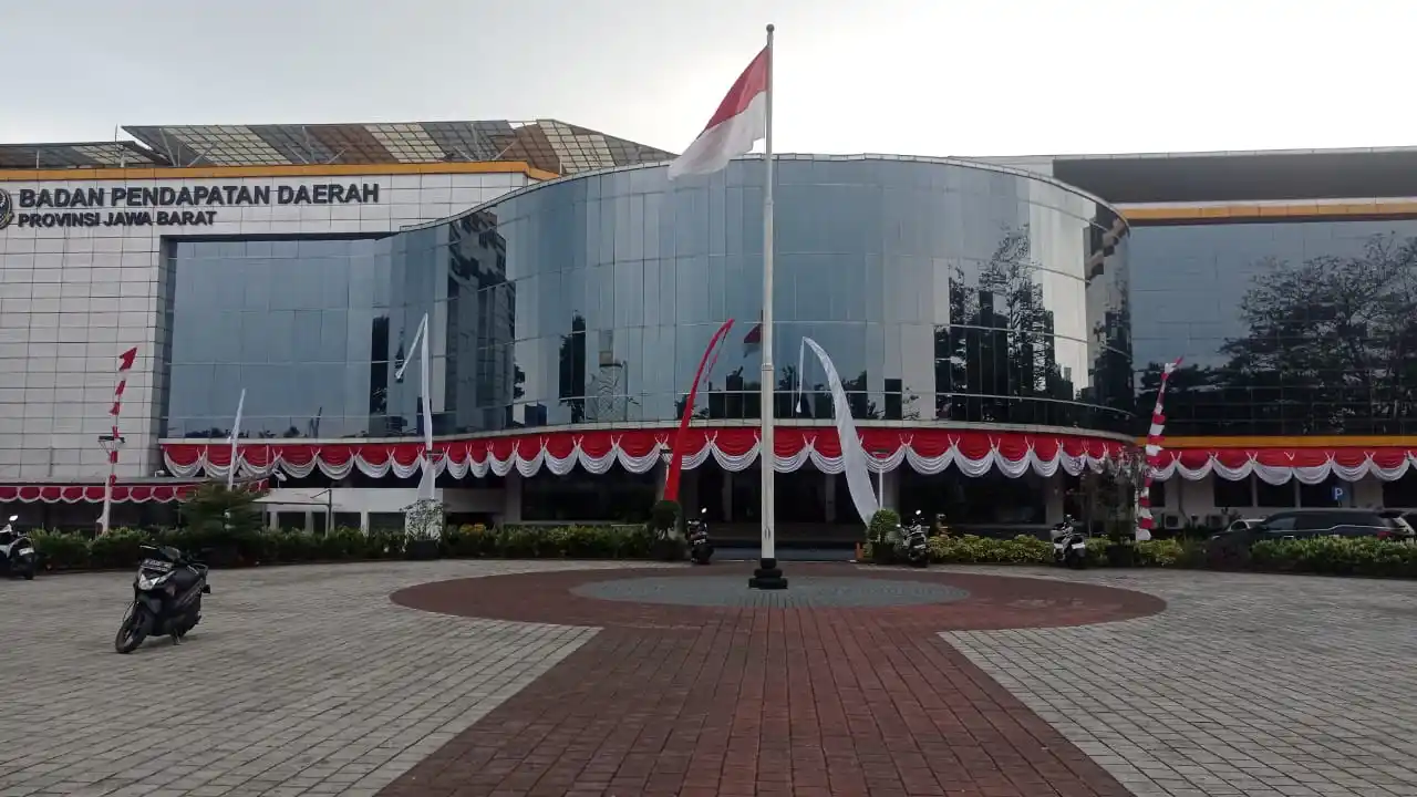 Gedung kantor Badan Pendapatan Daerah Provinsi Jawa Barat. (Foto: MI/Sugiyanto).