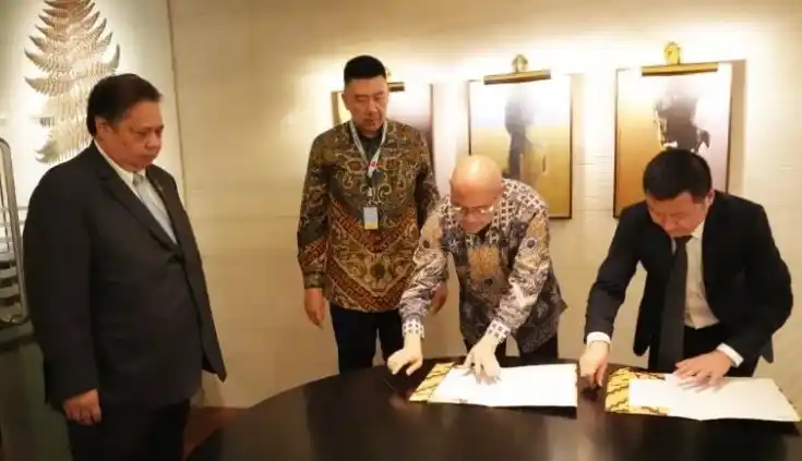 Indonesia Teken MoU dengan Tiga Perusahaan China (Foto: Kemenko Perekonomian)