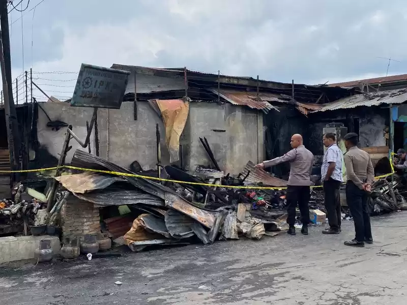Lokasi rumah wartawan yang dibakar di Karo, Sumetara Utara. [Foto: Ist]