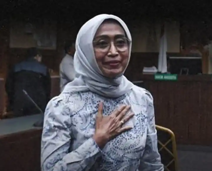 Profil Ira Puspadewi (Foto: Instagram)