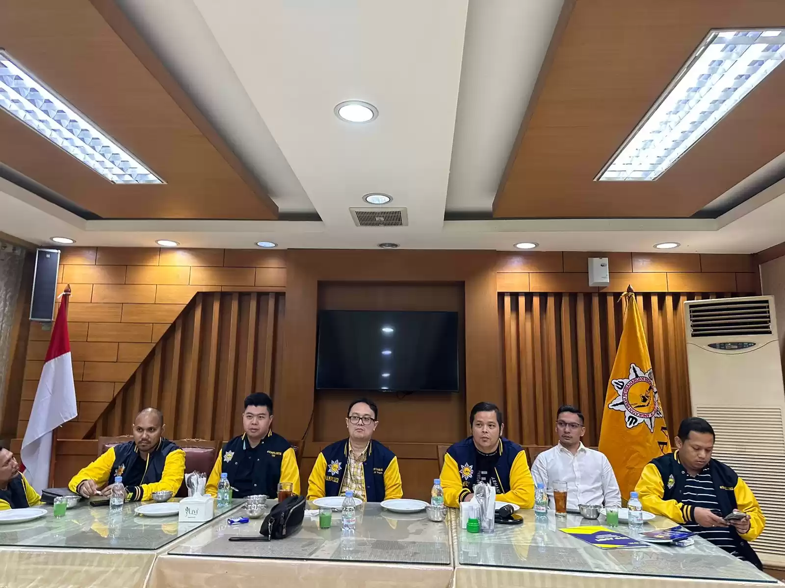 Politisi Partai Golkar yang juga Ketua Umum DPP AMPI Jerry Sambuaga menyatakan AMPI mendukung Bahlil Lahadalia sebagai Ketua Umum Partai Golkar. (Foto: Istimewa)