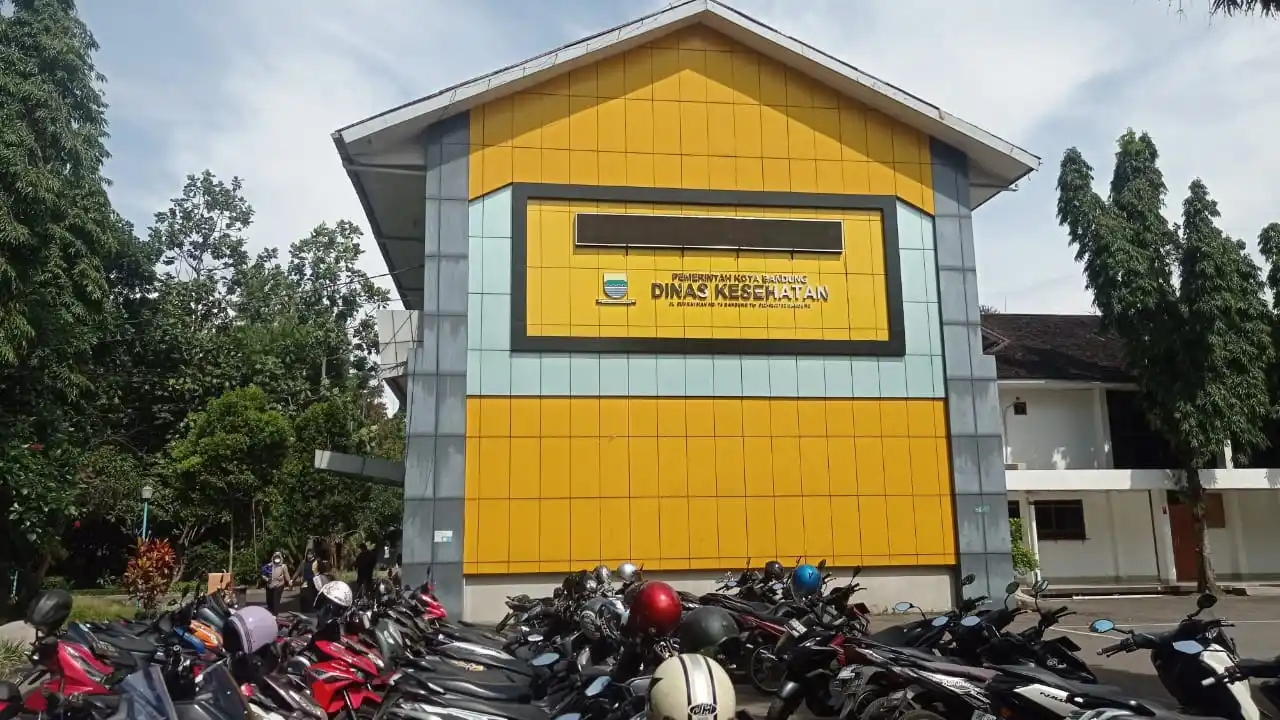 Kantor Dinas Kesehatan (Dinkes) Kota Bandung di Jl. Supratman No. 73, Cihapit, Bandung Wetan, Kota Bandung, Jawa Barat. (Foto: Sugiyanto/MI)