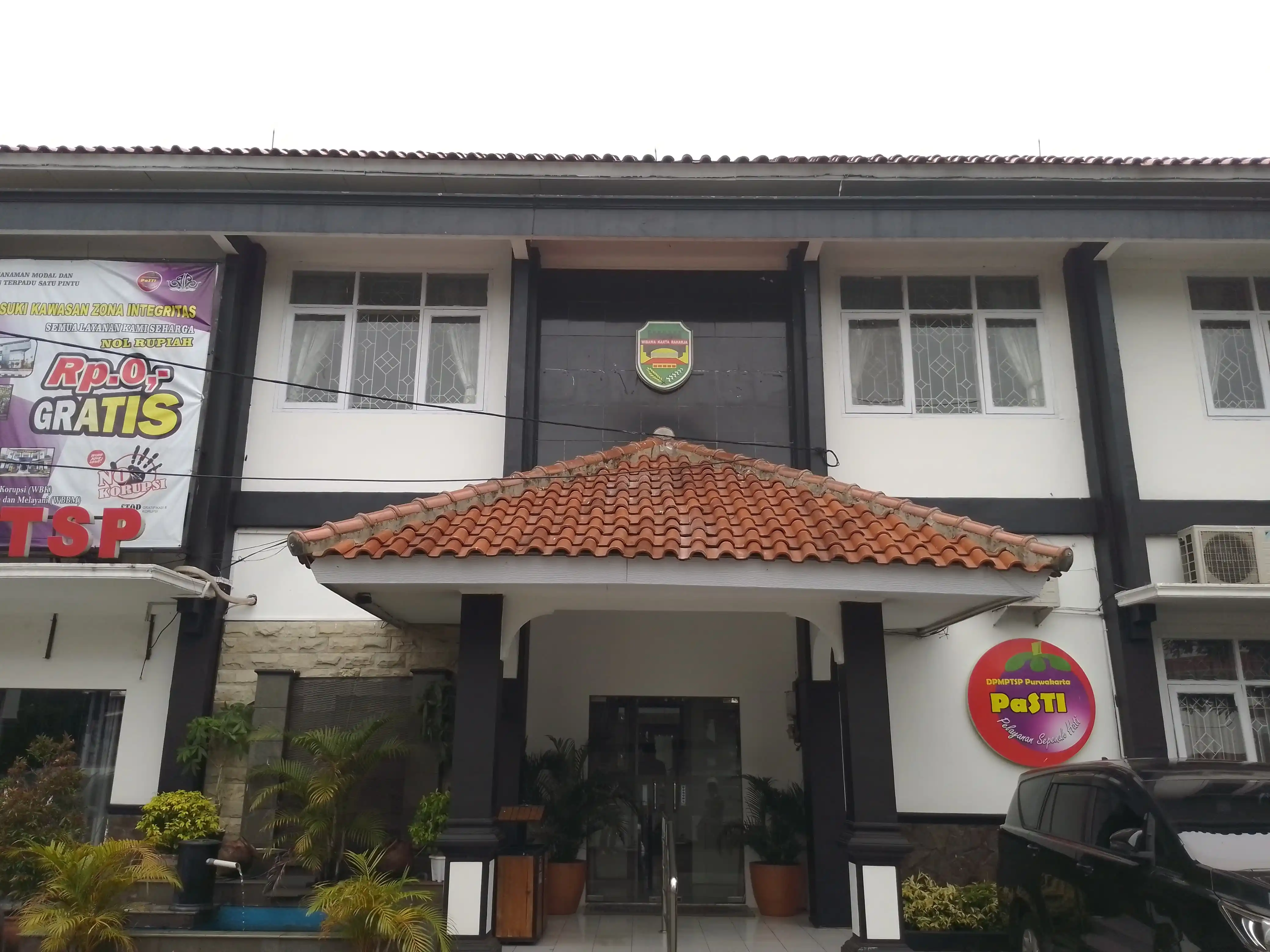 Kantor DPMPTSP Kabupaten Purwakarta (Foto: Koswara/MI)