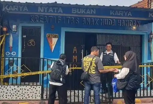 Kantor AMPI di Medan di gerebek polisi, ternyata dijadikan pabrik ekstasi (Foto: Repro)