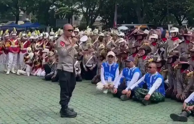 Kapolda Jabar Irjen Pol Rudi Setiawan saat hadir dalam kegiatan Lomba Polisi Cilik dan Smart Student Tingkat Polda Jabar 2025, di halaman apel Mapolda Jabar, Jalan Soekarno Hatta, Kota Bandung, pada Selasa (9/9/2025). (Foto: Tangkapan layar).