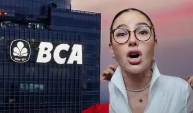 Nikita Mirzani usai jalani persidangan, terlihat penuh kekesalan saat mengetahui data rekening korannya diobrak-abrik oleh pihak bank BCA. Padahal ia mengaku sebagai nasabah prioritas. Bocornya transaksi rekening koran milik Nikita Mirzani di persidangan, ia merasa jika privasi finansialnya sebagai nasabah telah dilanggar.