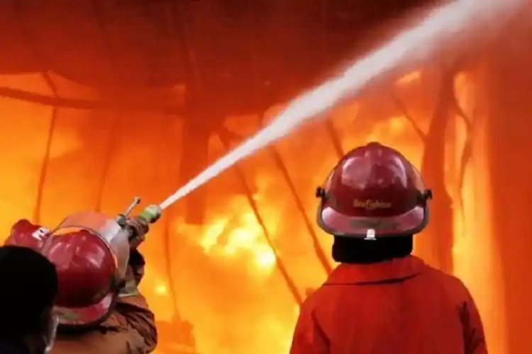 Kebakaran (Foto: Ist)