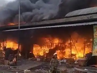 Kebakaran Pasar Induk Kramat Jati (Foto: Istimewa)
