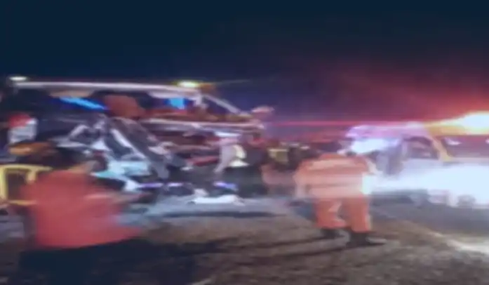 Kecelakaan Tol Cipularang (Foto: Tangkap Layar)
