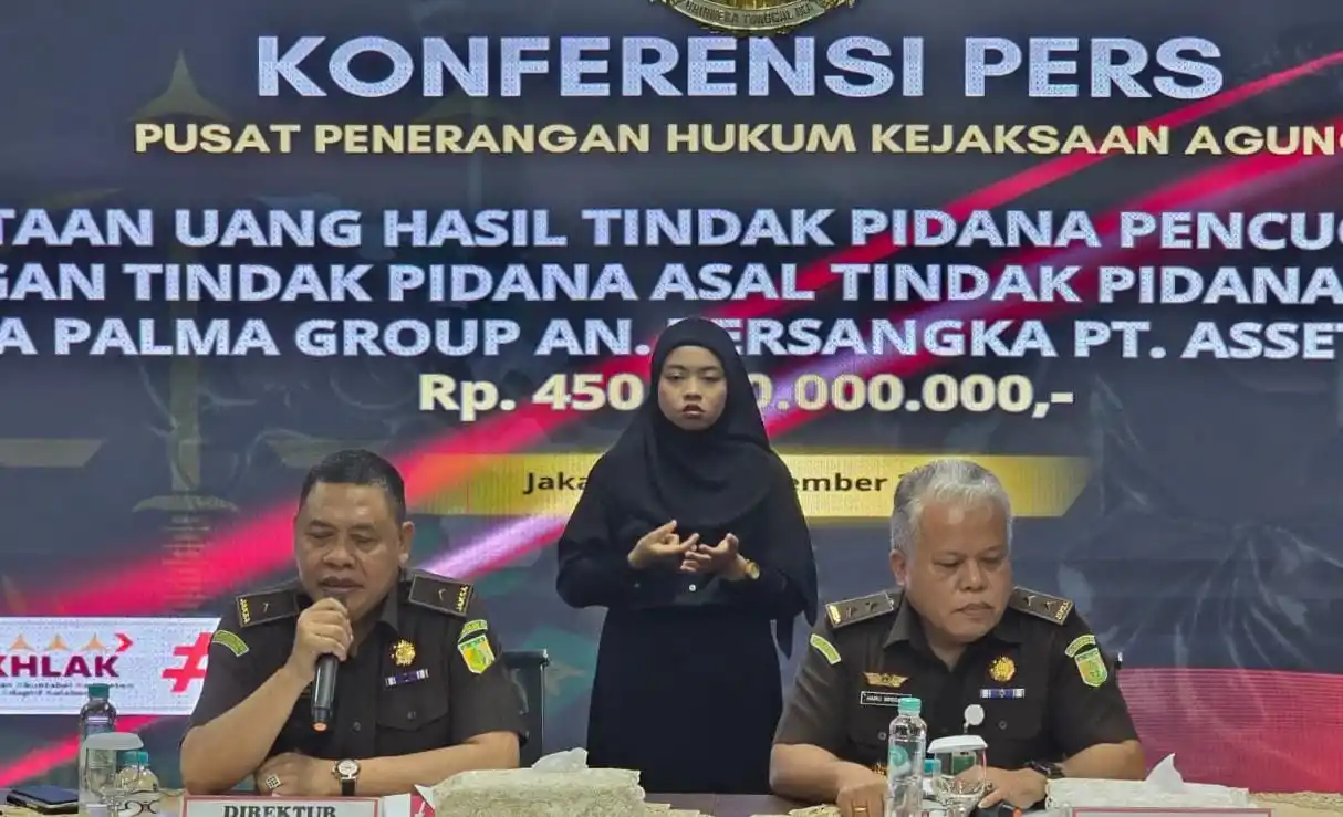 Dirdik Jampidsus Kejagung, Kuntadi dan Kapuspenkum Kejagung Harli Siregar (Foto: Dok MI/Aswan)