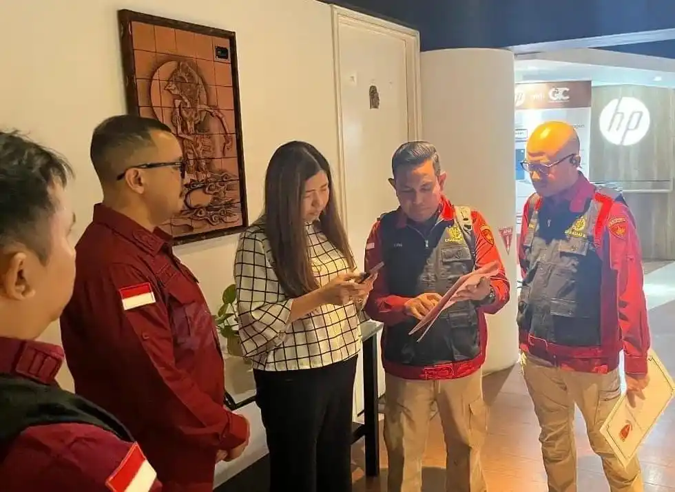 Tim Penyidik Pidsus Kejati Sumut dan Kejari Langkat melakukan penggeledahan di tiga lokasi di Jakarta, Rabu (12/11/2025).