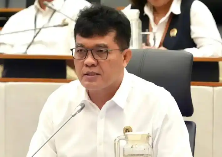 Kepala Barantin Sahat M Panggabean dalam Rapat Dengar Pendapat antara Komisi IV DPR RI dengan Barantin di Ruang Rapat Komisi IV DPR RI, Gedung Nusantara, Senayan, Jakarta pada Kamis (10/7/2025). ANTARA/HO-Humas Barantin