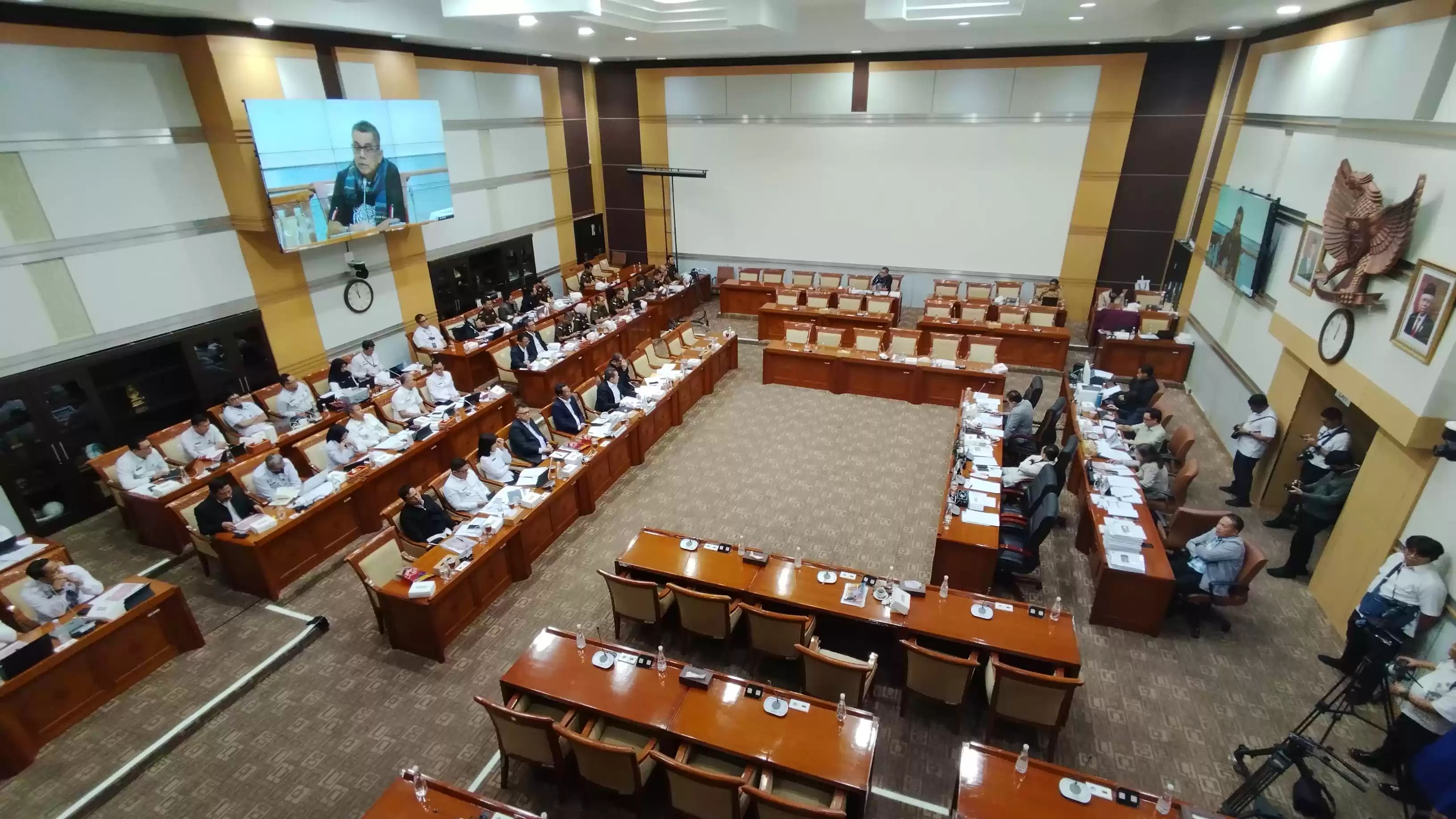 Komisi III DPR RI gelar rapat kerja dengan Menteri Hukum dan Hak Asasi Manusia (Menkumham) dan Jaksa Agung di Kompleks Parlemen, Senayan, Jakarta, Rabu (4/9/2024). (Foto: MI/Dhanis)