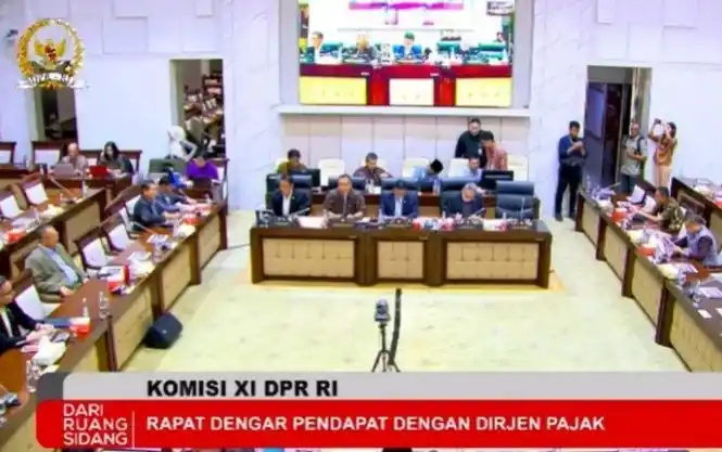 Komisi XI DPR menggelar Rapat Dengar Pendapat (RDP) dengan Direktur Jenderal Pajak (Foto: Repro)